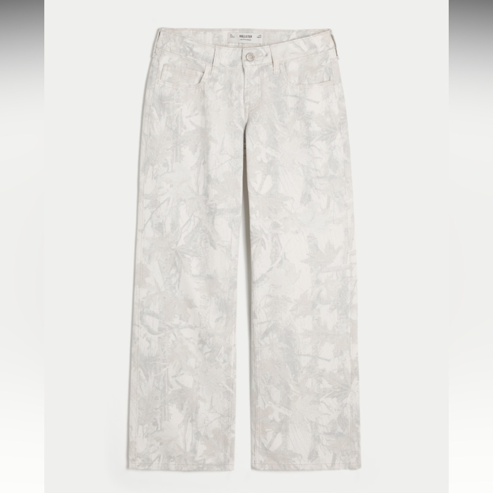 Hollister Low Rise Baggy Camo Jean